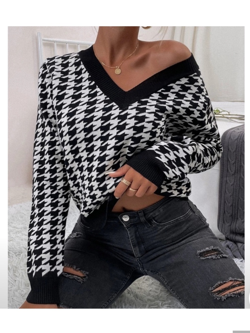 SHEIN Black & White Houndstooth Off-the-Shoulder V-Neck Sweater | Small